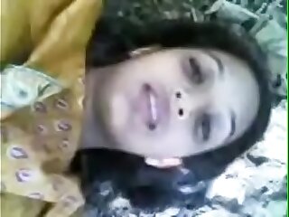 VID-20161217-PV0001-Bapatla (IAP) Telugu 26 yrs old unmarried hot and sexy girl fucked by her 29 yrs old unmarried lover secretly in forest sex porn pellicle